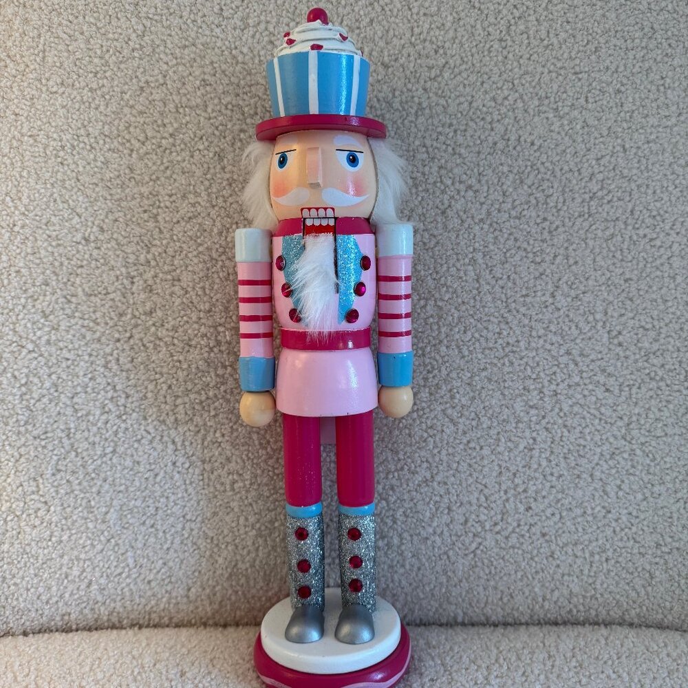 Northlight 14" Cake King Nutcracker Christmas Figure